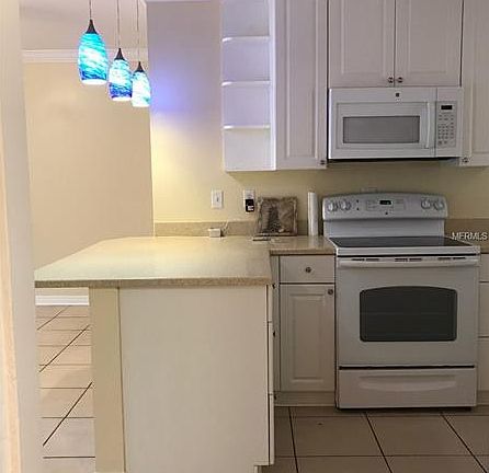 3rd image of 3304 W San Luis St