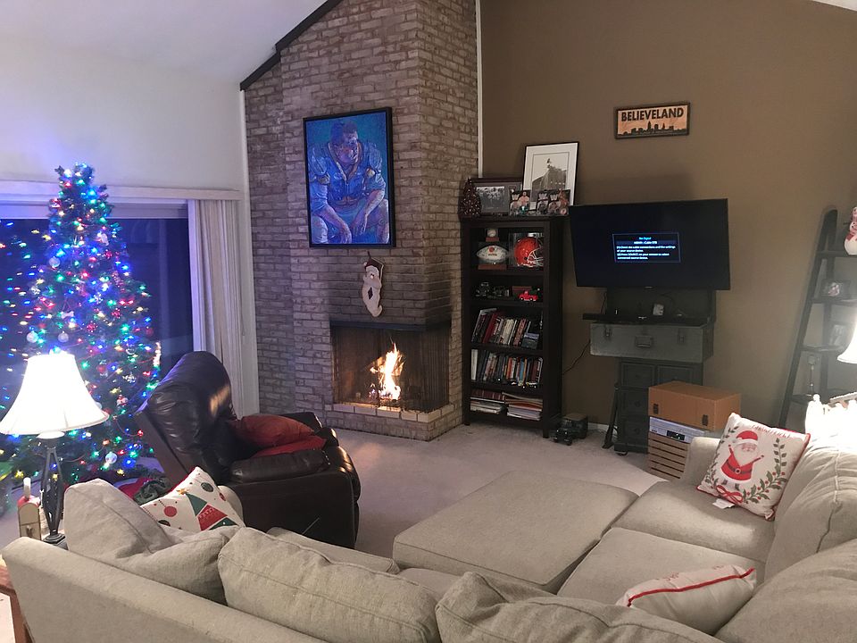 1st image of 691-20 Creekside Dr