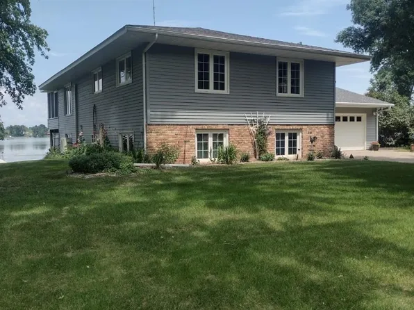 2391 Kimball Ave NW, Annandale, MN 55302