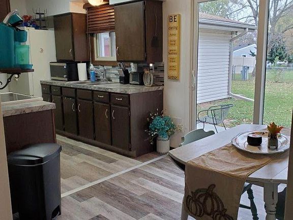 3rd image of 2064 Westwood Dr
