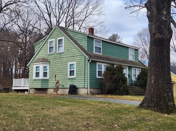 5 Ray St #5, Hopkinton, MA 01748