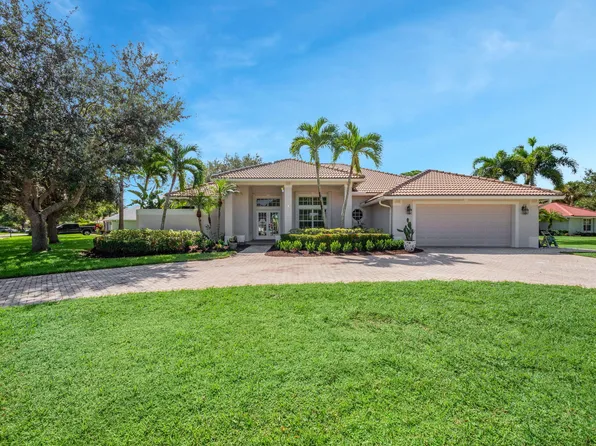 8260 SW Skipper Drive, Stuart, FL 34997