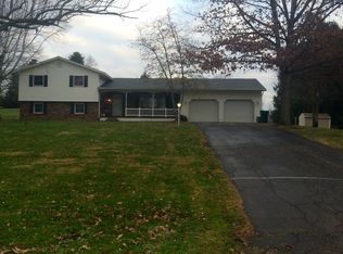 2665 Ash Meadows Blvd, Zanesville, OH 43701