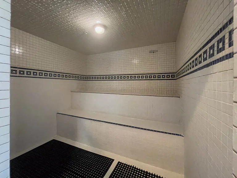 550 Front St #907 — Photo 46