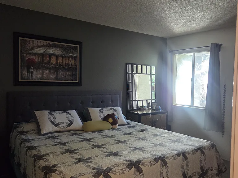 1569 Drake Dr — Photo 9