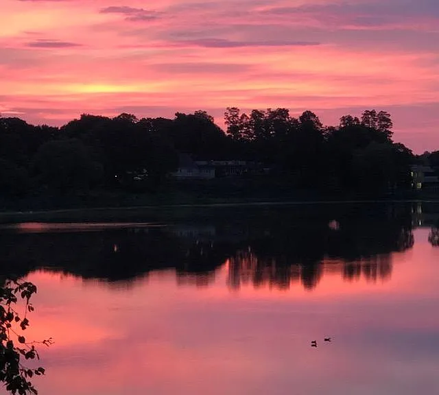 Tranquil and serene lake settings