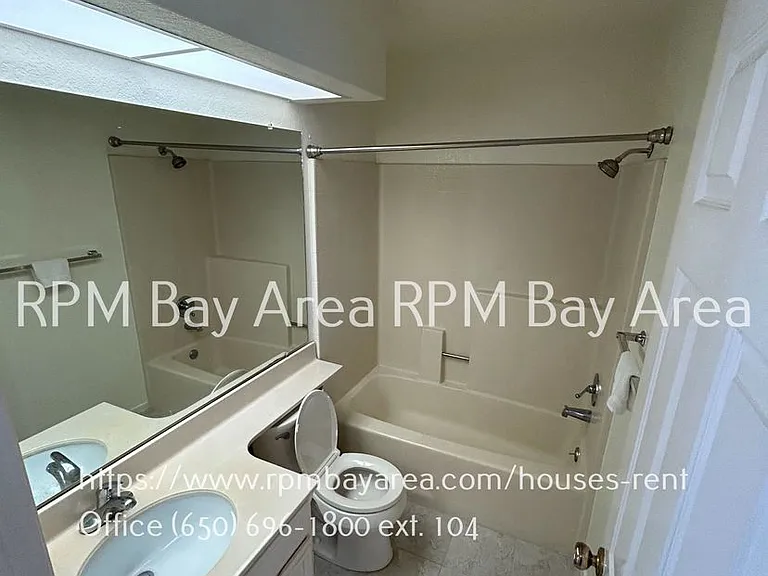 1920 Jameston Ln — Photo 11