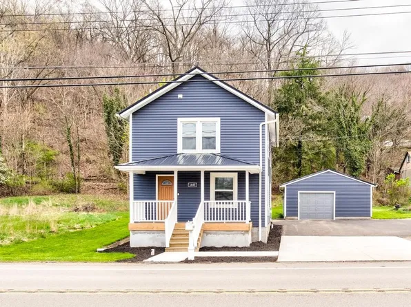 1855 W Lawrence Ave, Ellwood City, PA 16117