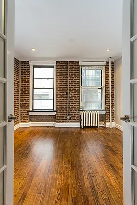 Rented by Centennial Properties NY | media 4