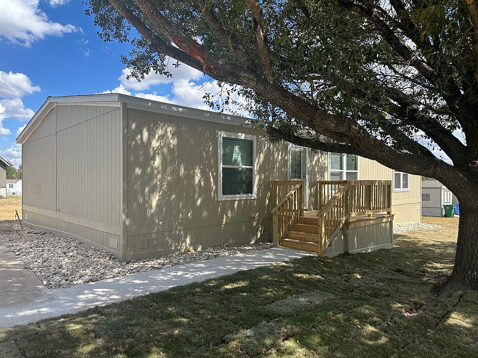 1st image of 3300 Killingsworth Ln Lot 225