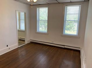 95 Unqua Rd, Massapequa, NY 11758