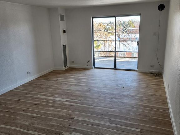 2nd image of 2325 S Linden Ct Unit 300
