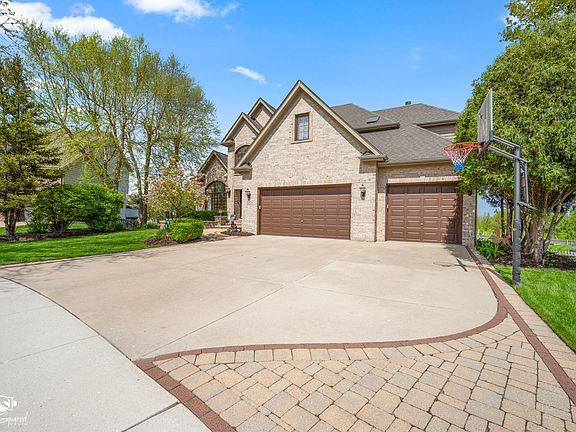 5th image of 5915 Rosinweed Ln