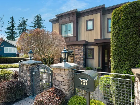 737 State Street S, Kirkland, WA 98033