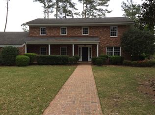 102 W Pastime Dr, Thomasville, GA 31792