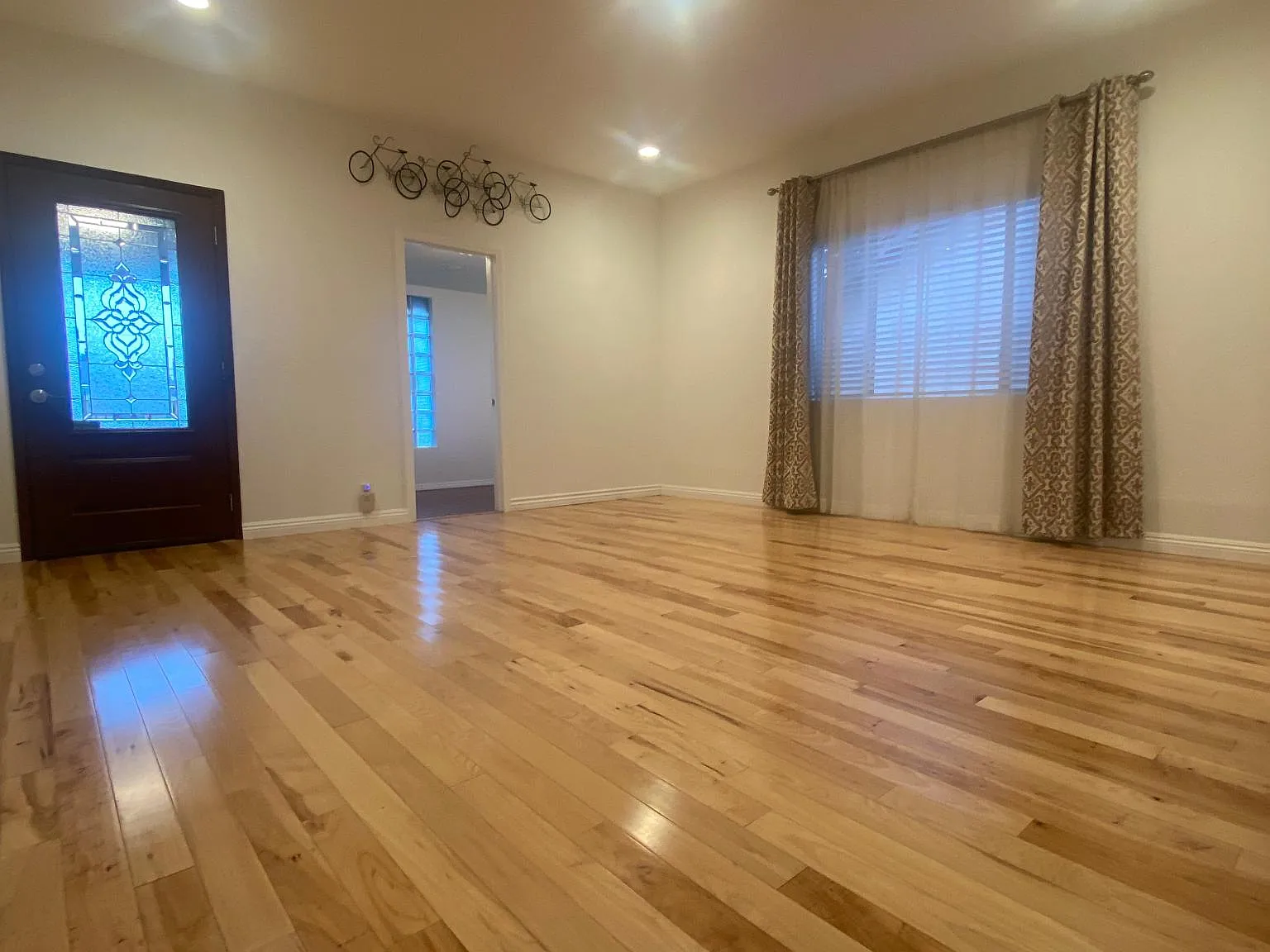 245 N 3rd St — Photo 3