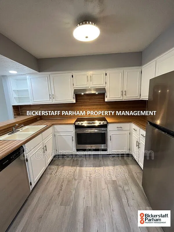 3 bed, 2.0 bath, 1453 sqft, $1,200 — Photo 2