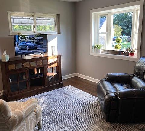 4th image of 3744 Nightingale Dr