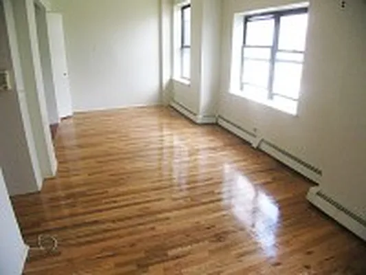 Rented by DSA Realty | media 23