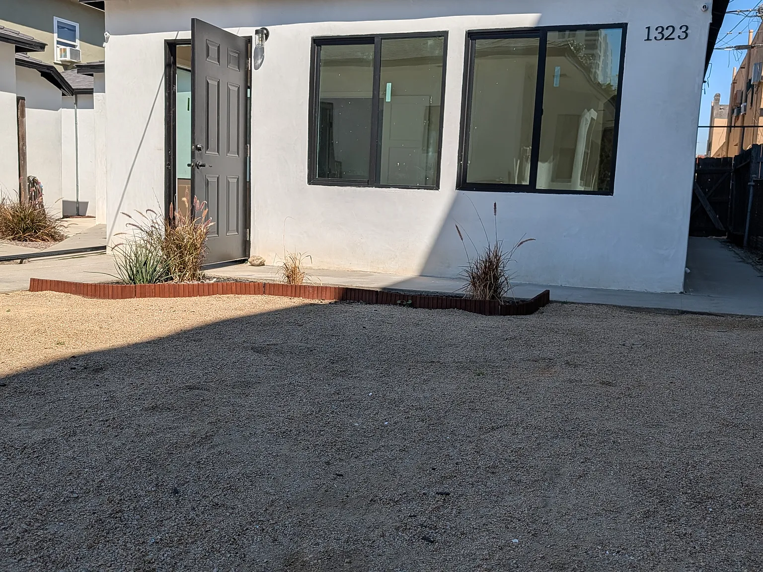 Studio, 500 sqft, $1,995 — Photo 4
