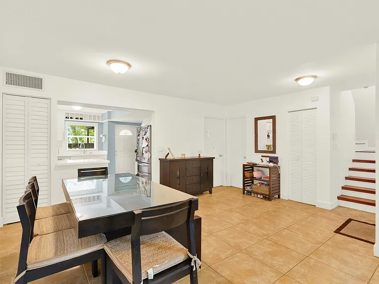 7104 SW 110th Ave — Photo 9