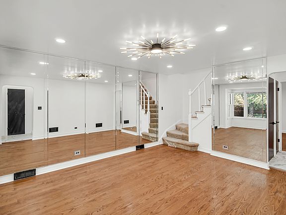 5th image of 8459 S Elizabeth St