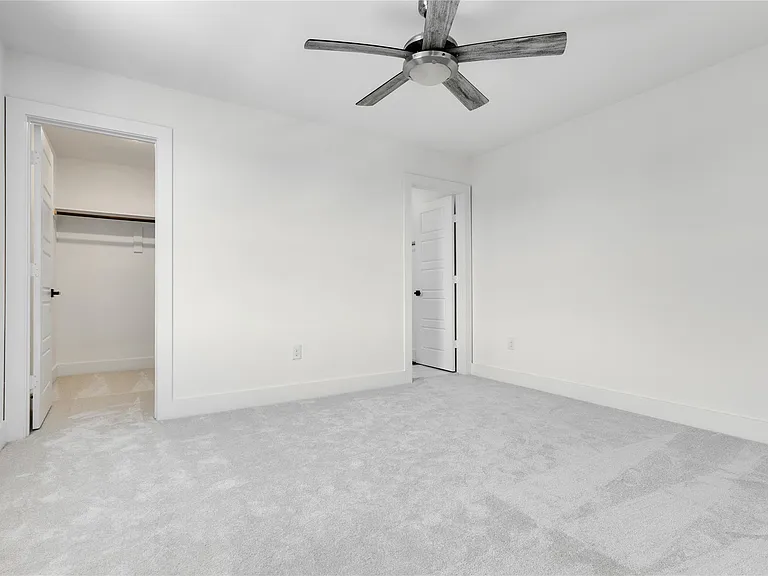 2011 Kirby St #103 — Photo 31