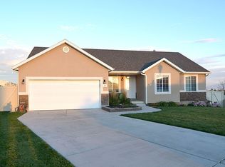 358 W Cinnamon Cir, Saratoga Springs, UT 84045