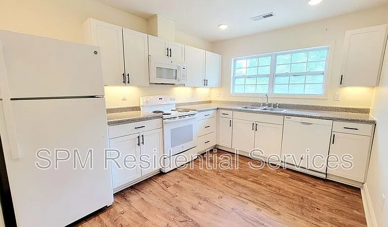 239 N Wallace Ave — Photo 5