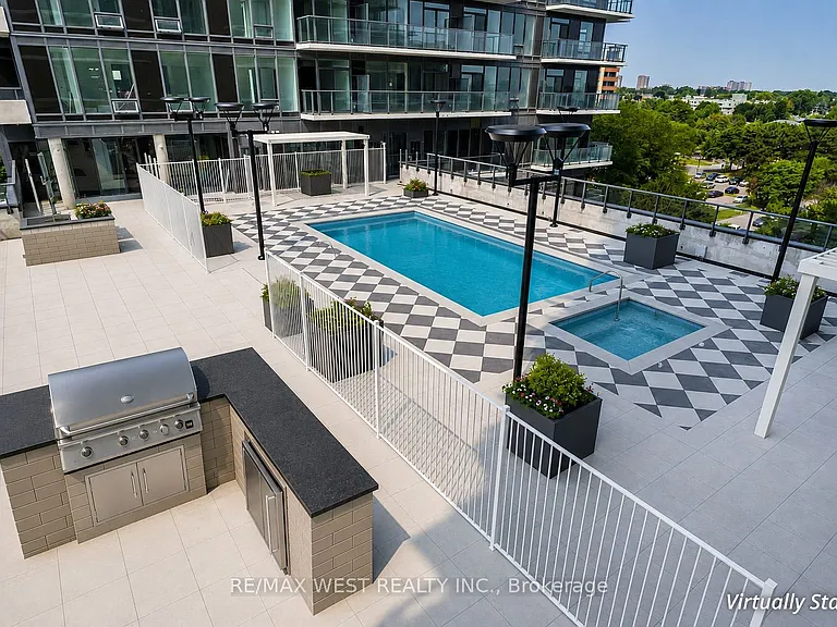 4010 Eglinton Ave W #815 — Photo 23
