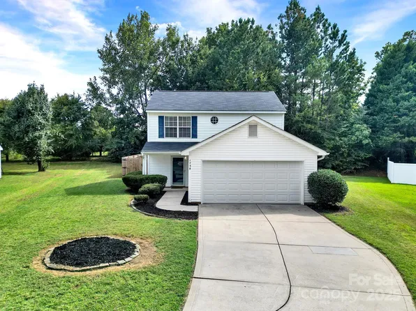 1738 Northgate Ln, Rock Hill, SC 29732