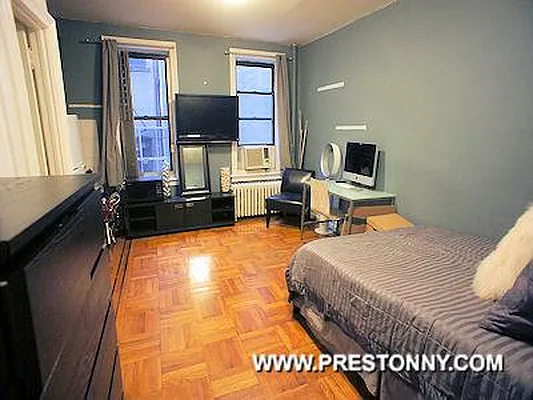 Rented by JM Preston Properties LLC | media 34