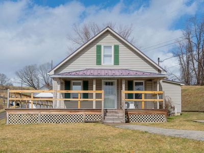 125 Vine St, Galax, VA, 24333