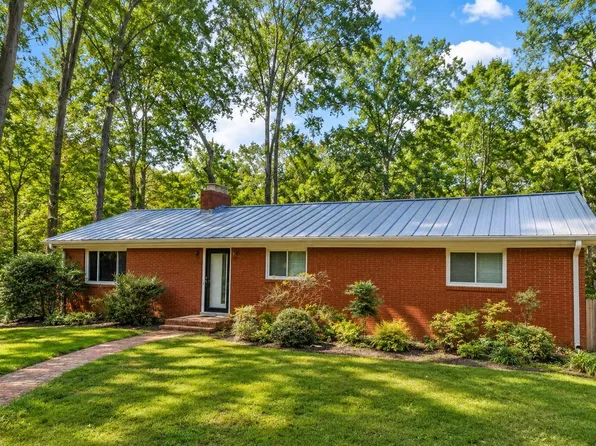 4419 Laurel Hills Rd, Raleigh, NC 27612