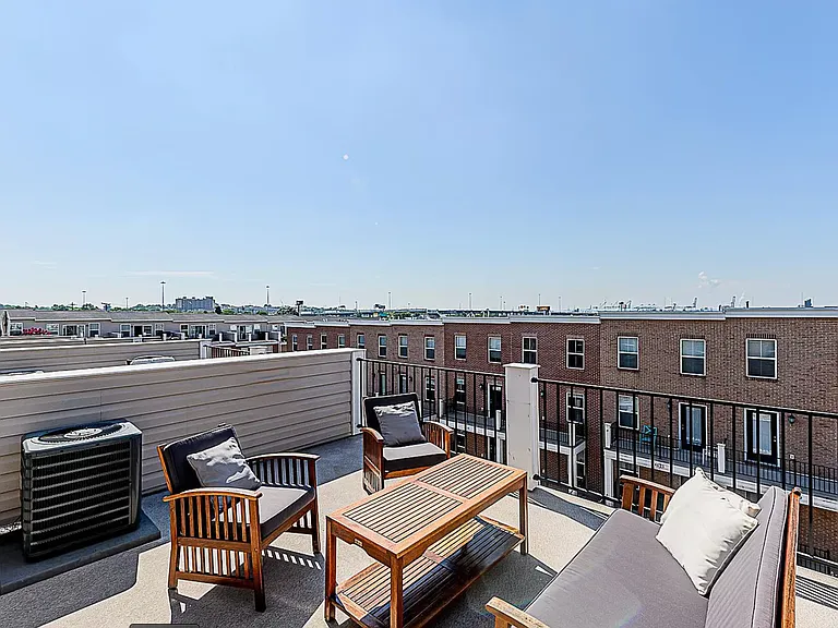 4618 Dillon Pl — Photo 31
