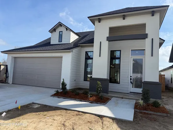 109 Meadow Walk Dr, Broussard, LA 70518