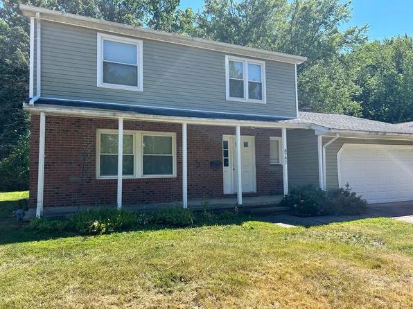 8782 Pinewood Ct, Mentor, OH 44060