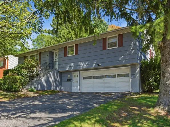 94 Windy Drive, Waterbury, CT 06705
