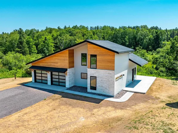 22109 River Trails Rd, Houghton, MI 49931