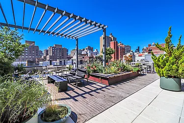 Rented by BARNES New York