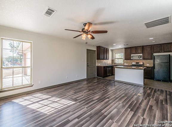 3rd image of 26131 White Eagle Dr