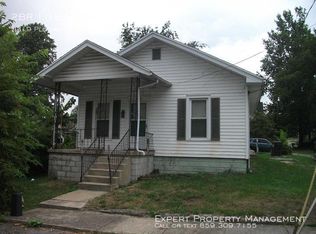 1219 Pleasant St, Paris, KY 40361