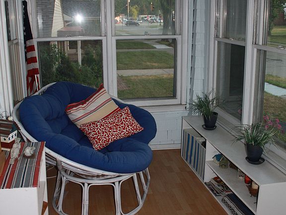 3 seasons porch