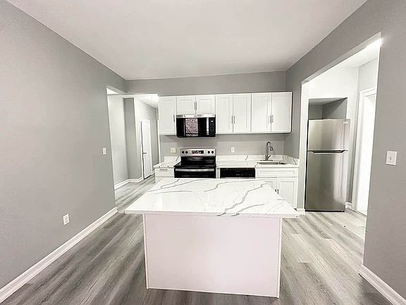 3rd image of 611 W 148th St #56A