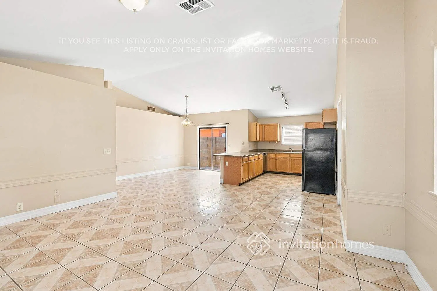4037 N 88th Ln Phoenix, AZ 85037 — Photo 4