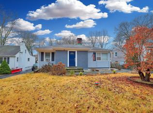 2095 Old Town Rd, Bridgeport, CT 06606