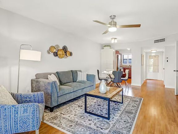 5th image of 170 Turtle Lake Ct #1-309