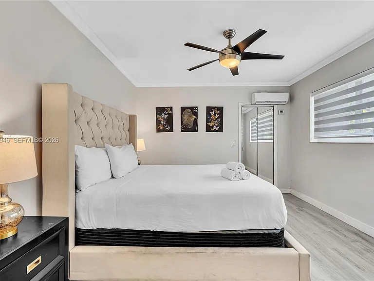 10004 E Bay Harbor Dr #8 — Photo 17