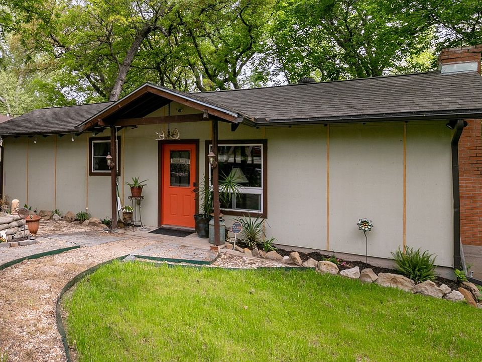 1st image of 9882 Lake Haven Cir