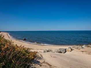 38 Bonnie Dr, Fort Salonga, NY 11768